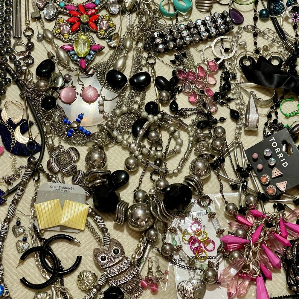 Huge Vintage/Modern Jewelry Lot All Wearable 6lbs